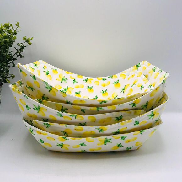 Microwave Takeout Container Cozy: Reversible, Cheerful Yellow Lemon Print - Picture 2 of 4
